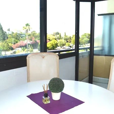 Grands Apartment *